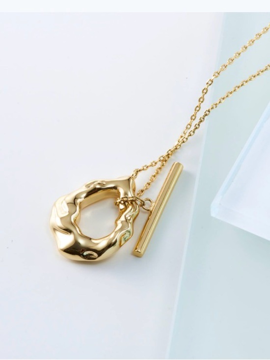 Palmero Jewelry - Gold Sculpted Toggle Necklace